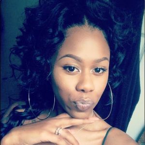 Meet your Posher, Brie